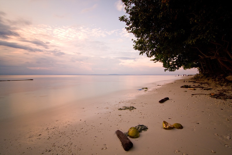 18 Best Samal Island Tourist Spots And Things to do in Samal Island (Travel Guide) 16 GaminTraveler.com Talicud Island by Eugene
