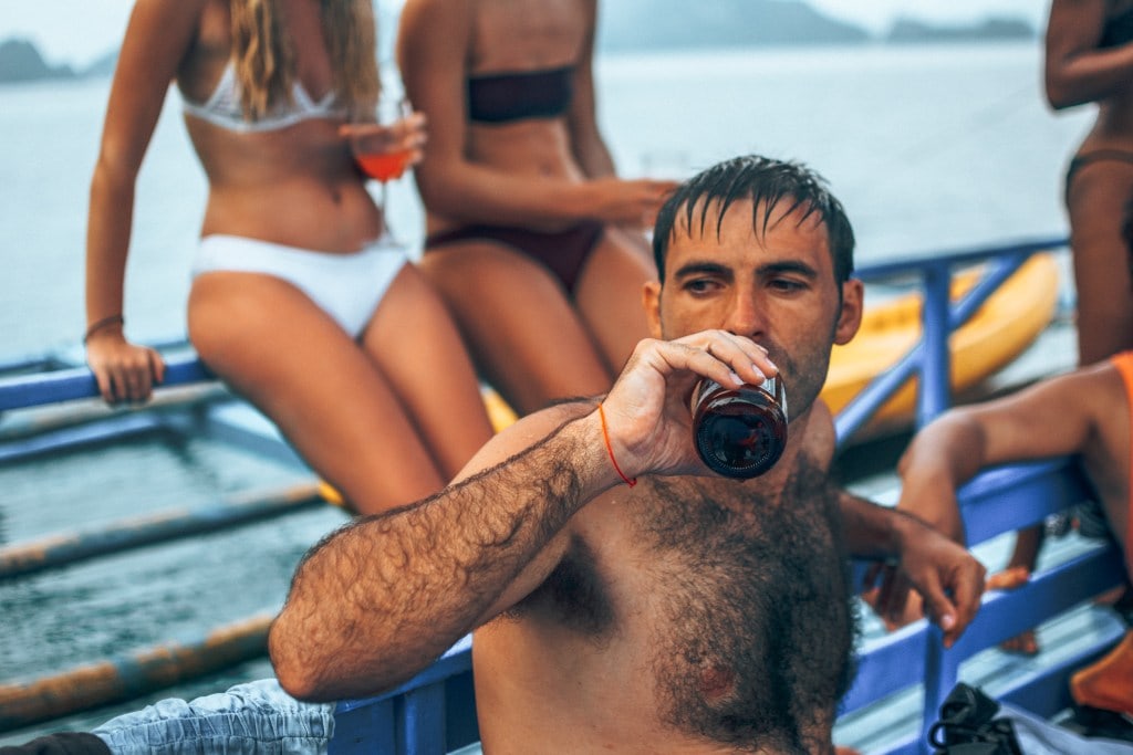 10 Best Things To Do In Gili Trawangan - the Party Island You Shouldn't Miss 14 things to do in gili trawangan, how to get to Gili Trawangan, gili trawangan viewpoint, things to do in gili air, places to go in gili trawangan, romantic things to do in gili trawangan, gili islands, gili trawangan booze cruise