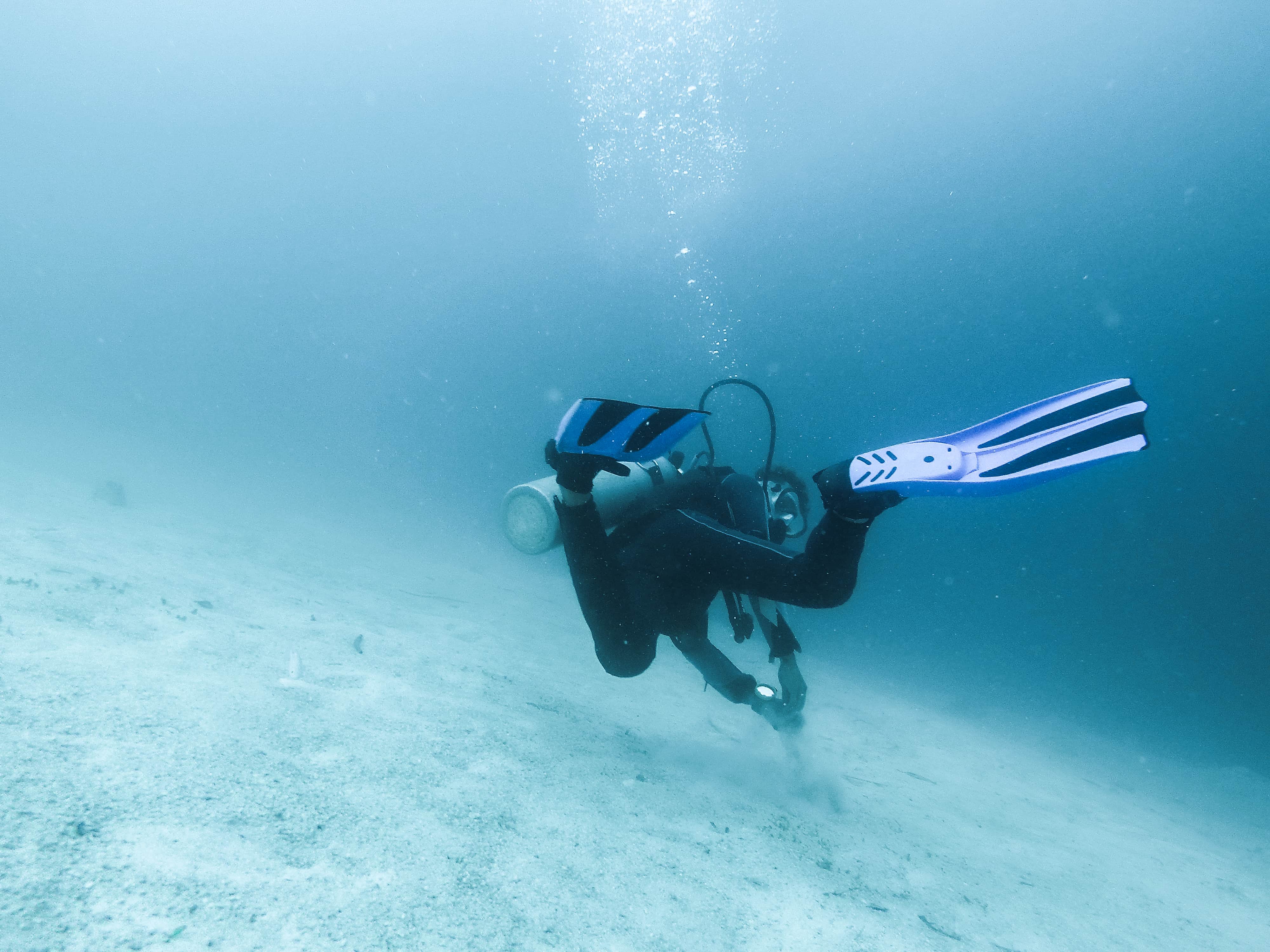 12 Awesome Things to Do In Malapascua Cebu 4 malapascua island itinerary, malapascua to kalanggaman, malapascua island accommodation, malapascua nightlife, activities to do in malapascua island, how to get to malapascua island, daanbantayan to malapascua, kalanggaman island, things to do in Malapascua
