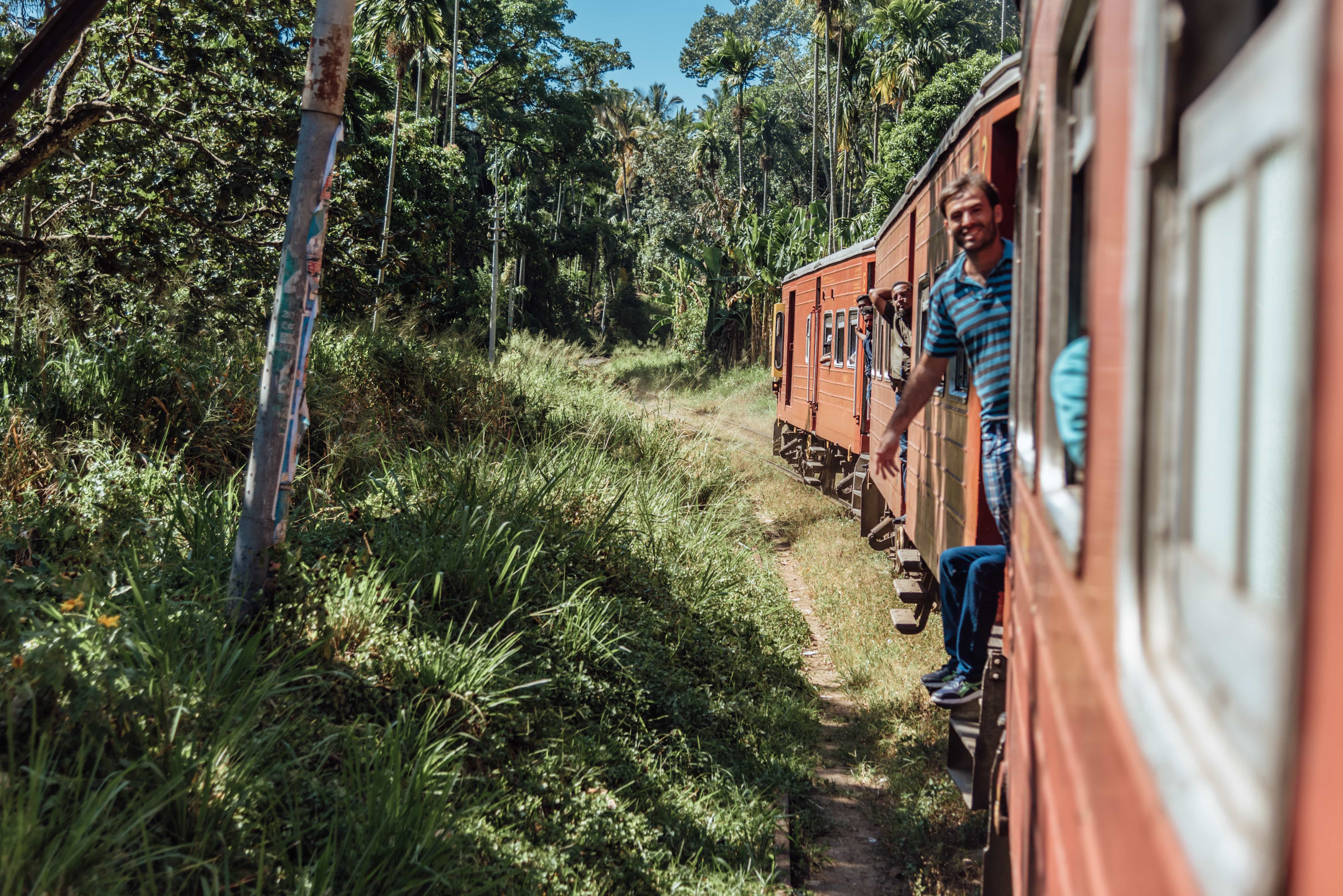 50 Amazing Things To Do in Sri Lanka 2 things to do in Sri Lanka, Sri Lanka travel guide, train Kandy to Ella