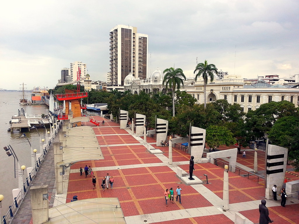 Best Things to do in Ecuador (Backpacking Ecuador Travel Guide) 3 Things To do in Ecuador, places to visit in Ecuador, Ecuador travel guide, Ecuador travel itinerary, guinea pig food, where to stay in Ecuador