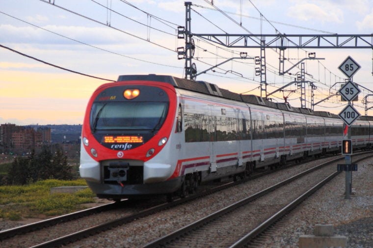 How To Get From Madrid Airport To Salamanca Best Way 8 Madrid Train Renfe Airport