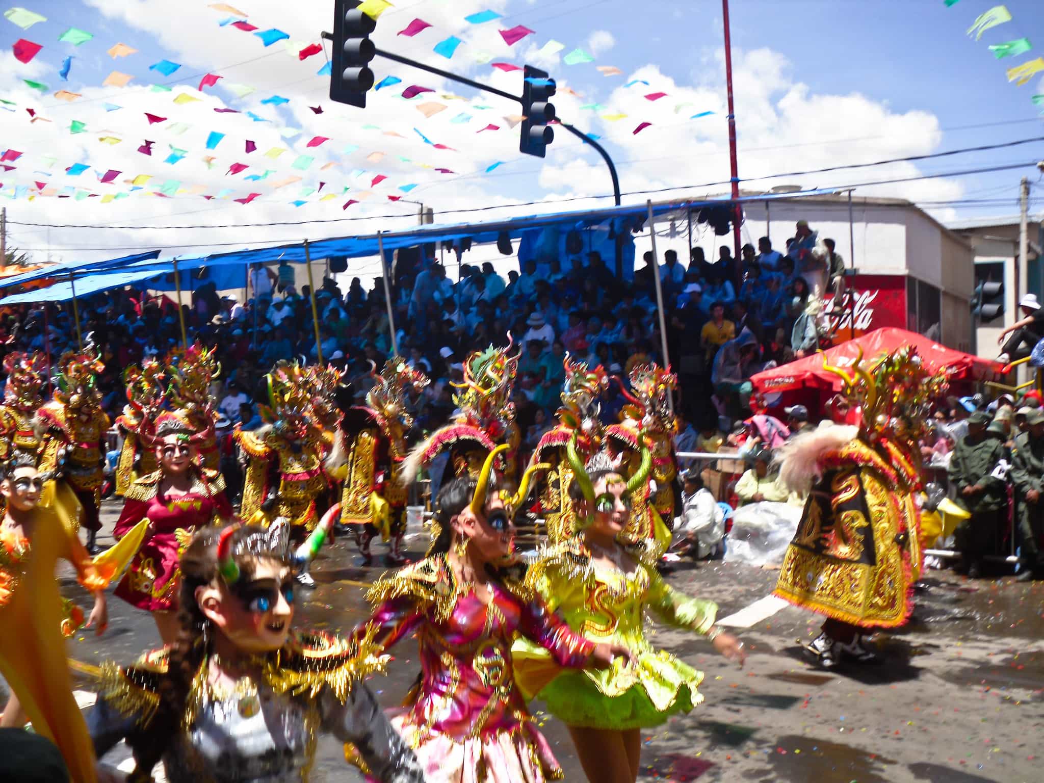 backpacking Bolivia, things to do in Bolivia, food to try in Bolivia, best time to visit Bolivia, Plces to visit in Bolivia, Festivals in Bolivia, Carnaval de Oruro