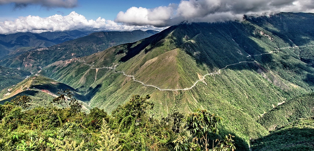 backpacking Bolivia, things to do in Bolivia, food to try in Bolivia, best time to visit Bolivia, Plces to visit in Bolivia