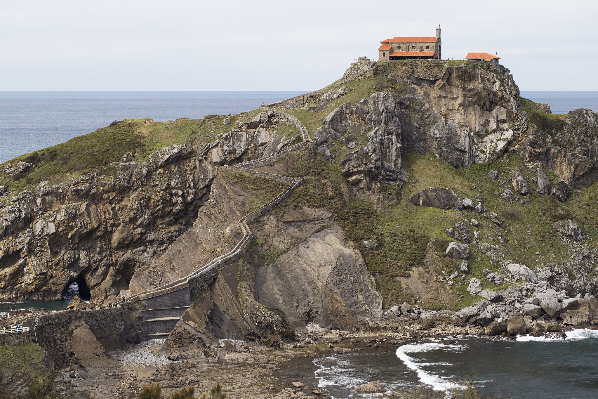 Instagrammable places in Spain, San Juan de Gaztelugatxe Vizcaya