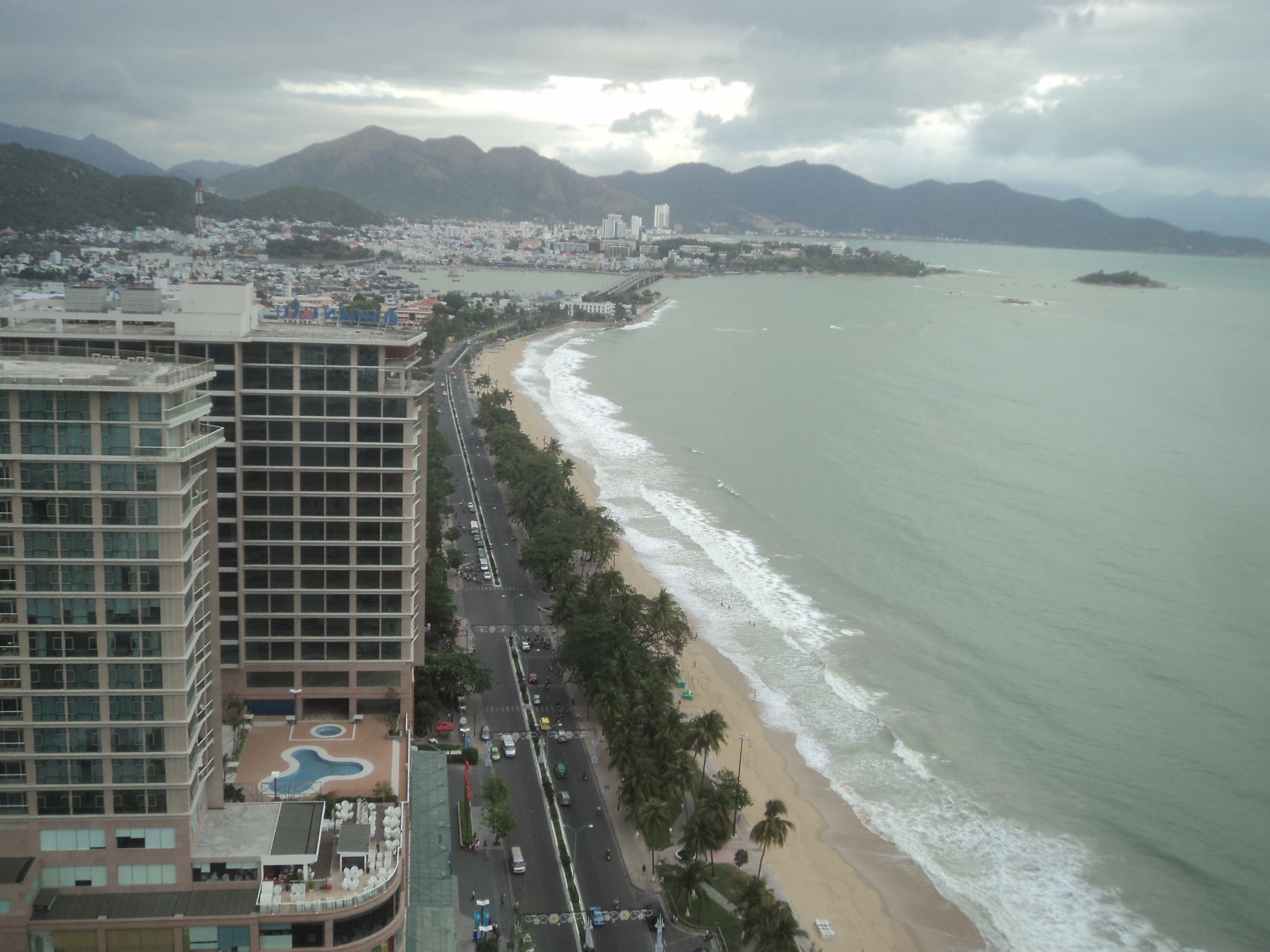 10 Most Instagrammable Places in Vietnam 4 Instagrammable Places in Vietnam, Nha Trang Beach