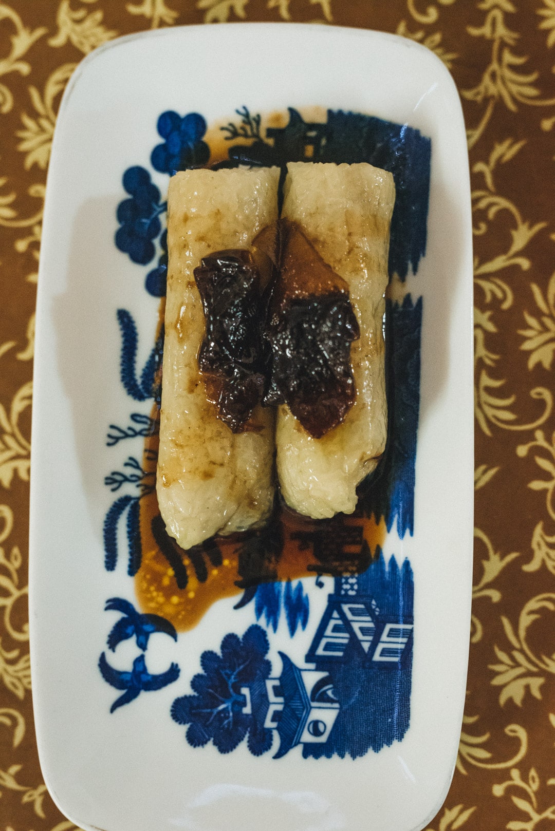 hiro Joy cafe in Batanes, food to try in Batanes, Transportation around Batanes, Batanes tourist spots, atms in batanes, wifi connection in batanes, how to go to Batanes, coconut juice, suman