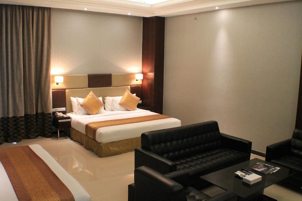 where to stay in zambales