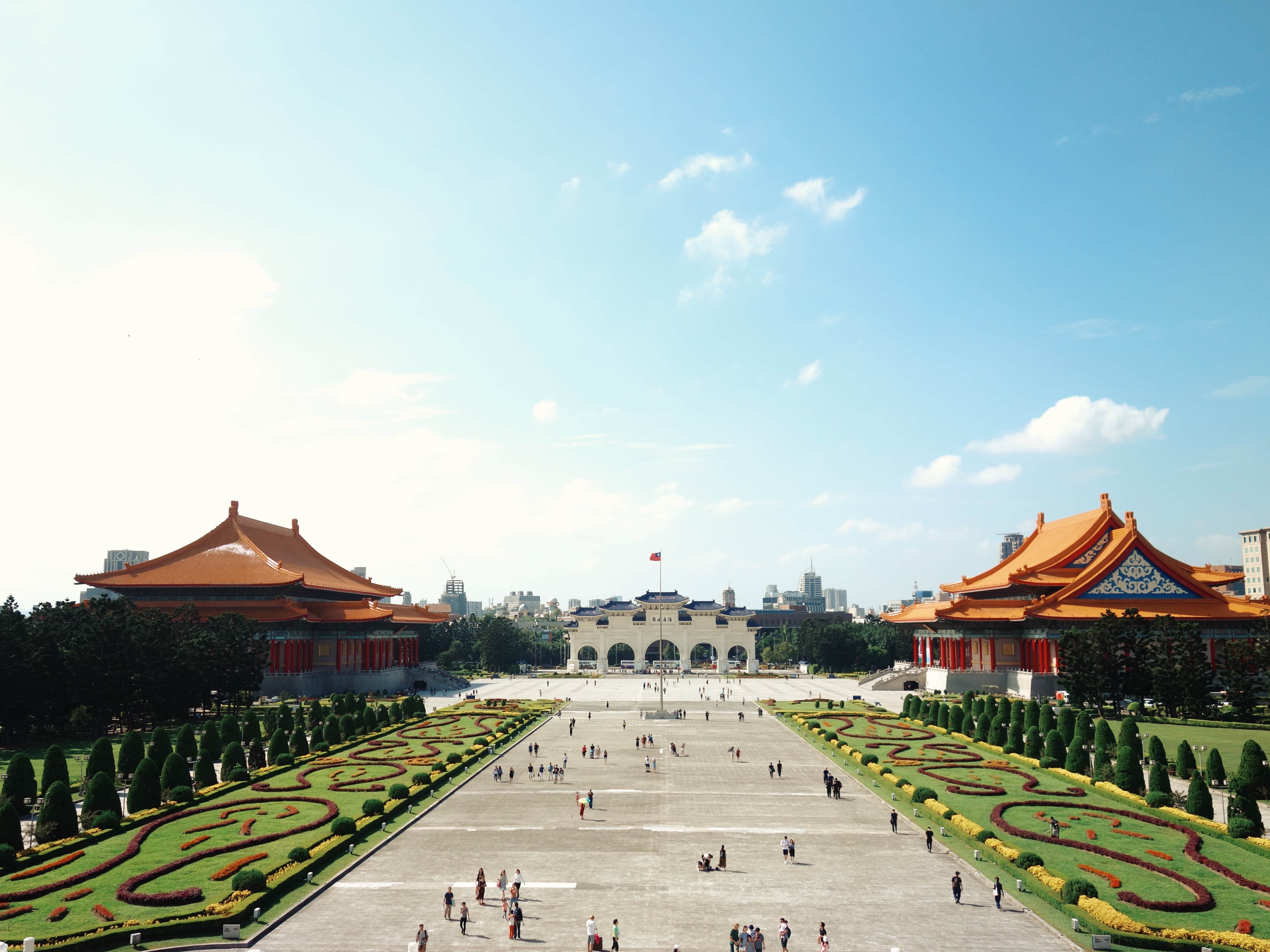 A Perfect One Week Taiwan Itinerary 6 instagrammable places in Taiwan, Chiang Kai-Shek Memorial Hall