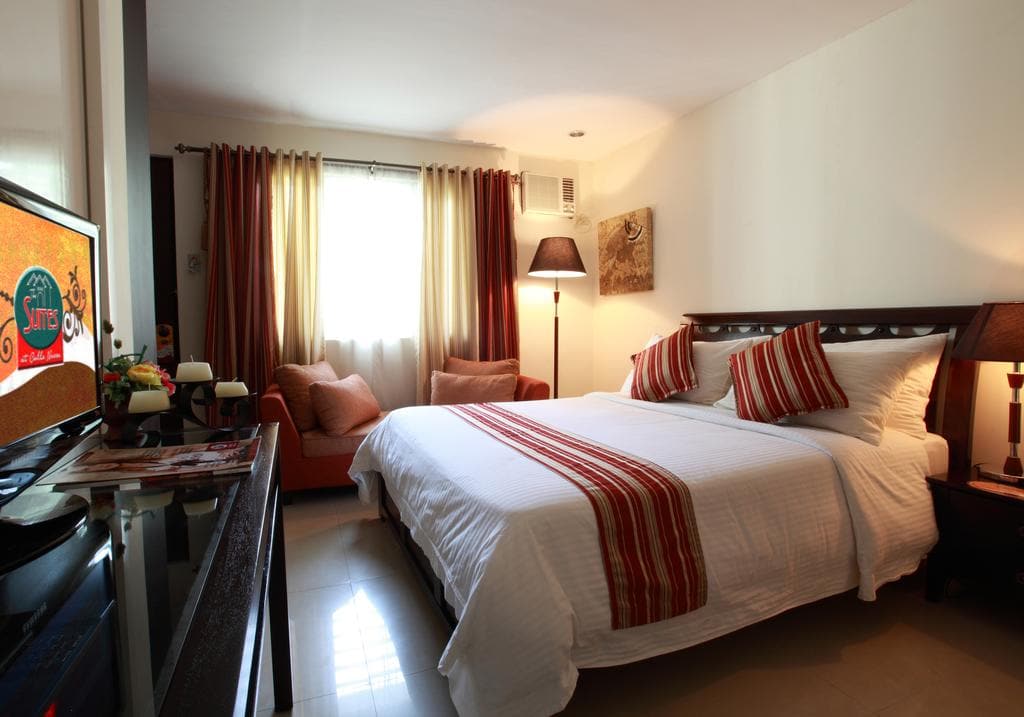 How to get from Cebu to Bacolod Best Way 3 The Suites at Calle Nueva Bacolod, where to stay in Bacolod, luxury resorts in Bacolod