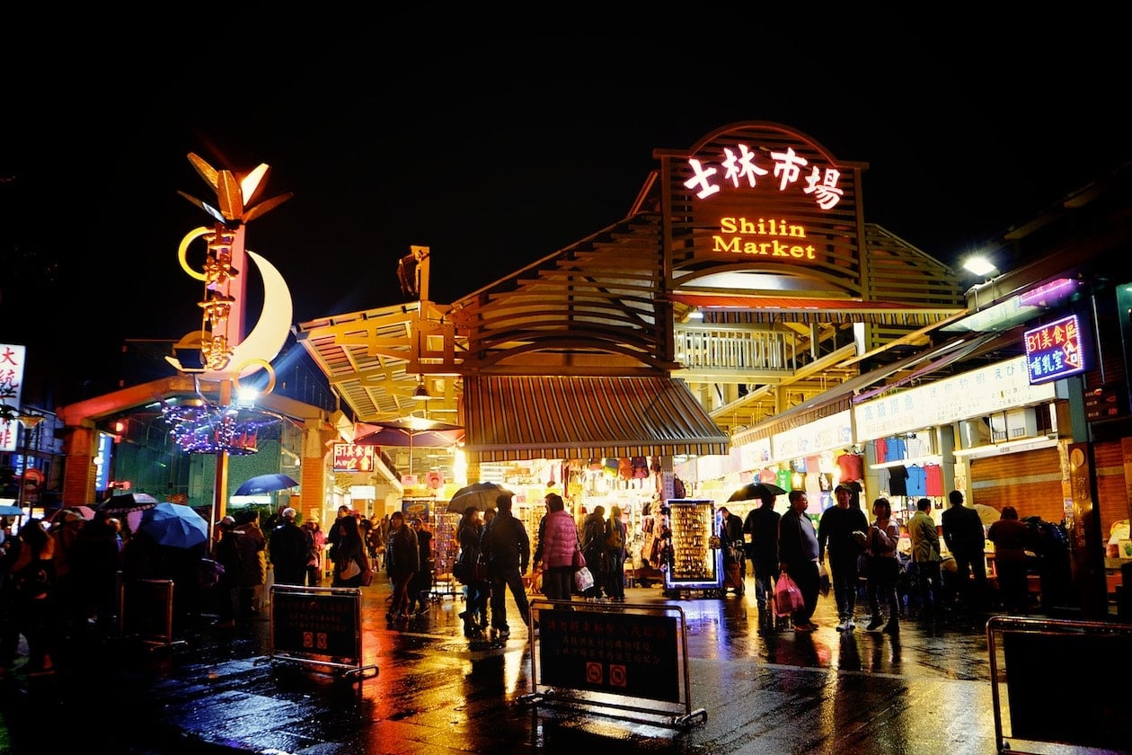 A Perfect One Week Taiwan Itinerary 7 Taiwan Tourist spots, Shilin night Market