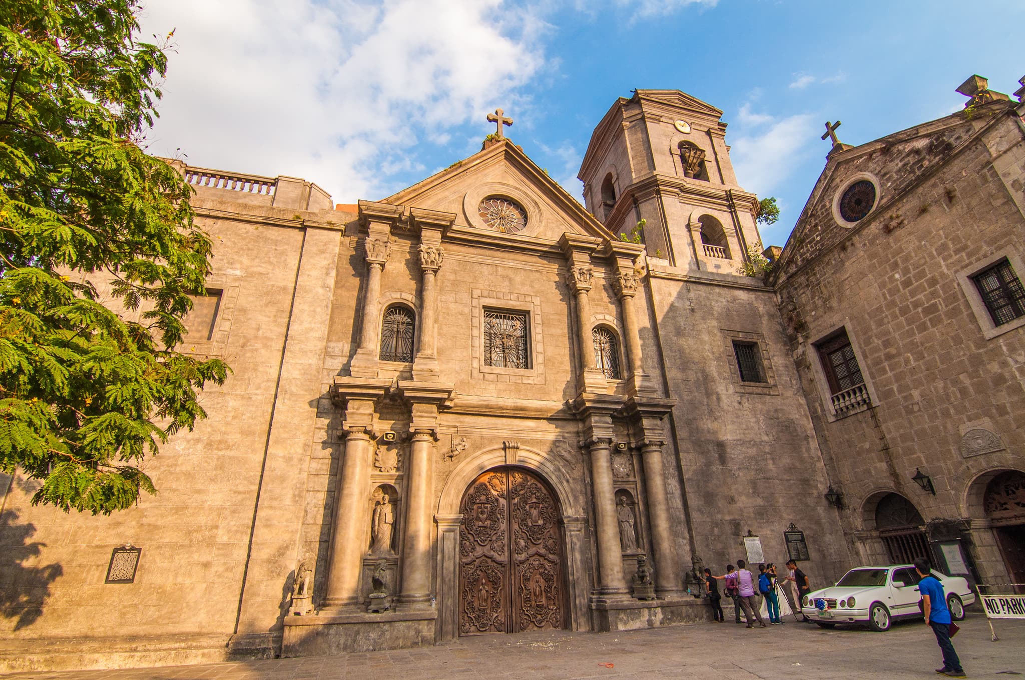 Manila Itinerary: 25 Best Manila Tourist Spots And Things to do in Manila 16 Manila tourist spots, San Agustin church