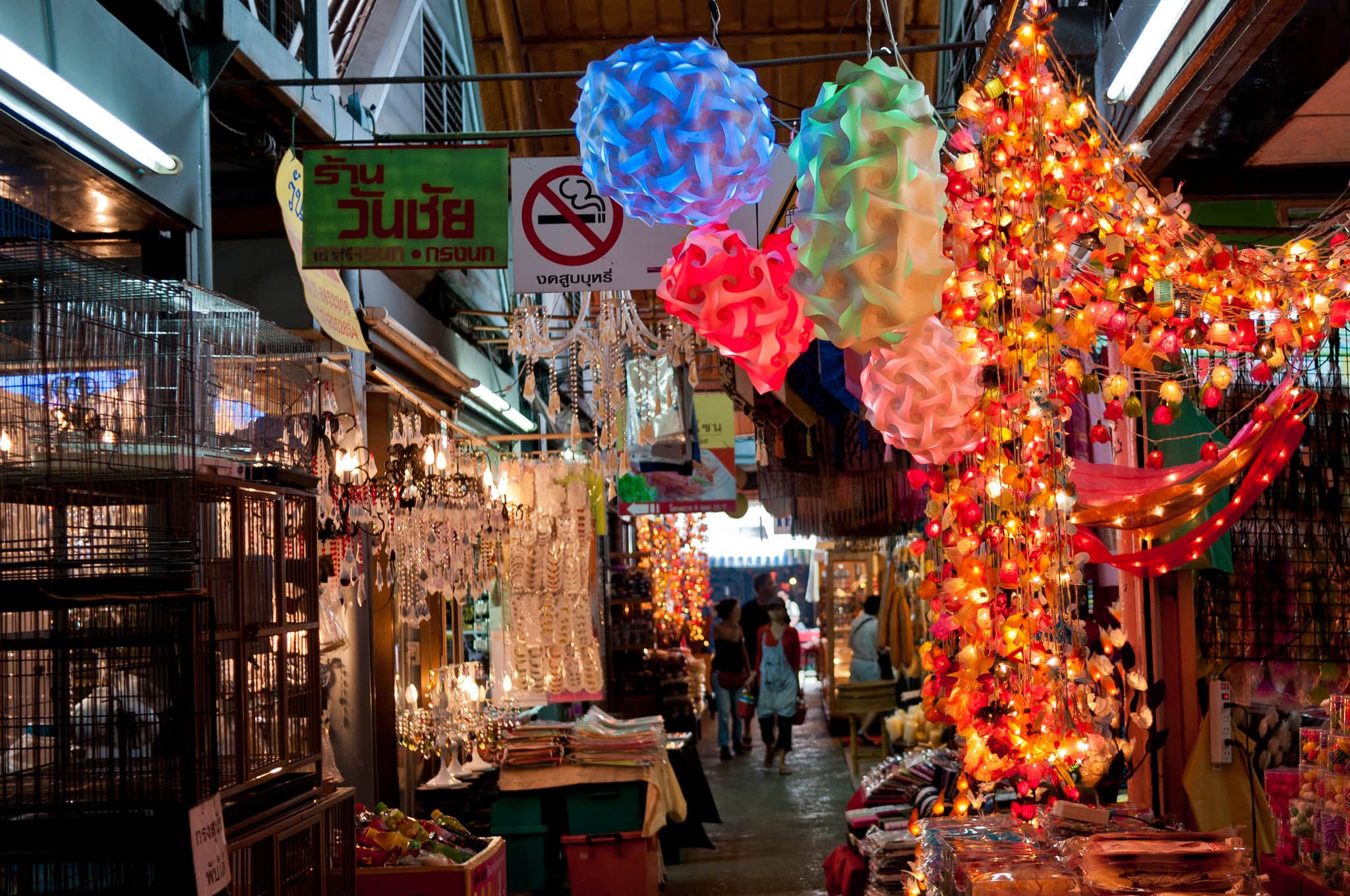 40 Amazing Places to Visit in Thailand 12 Thailand tourist spots, Chatuchak Market