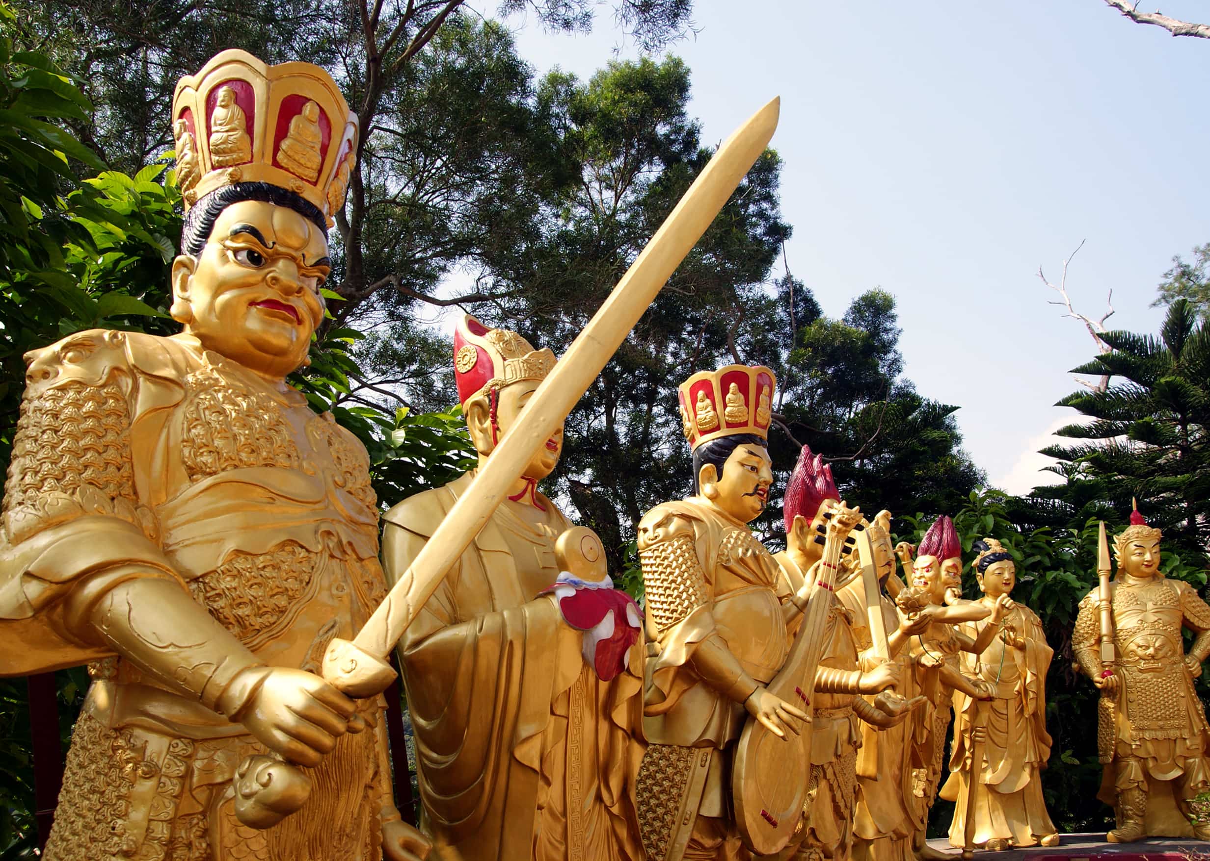 28 Best Places to Visit Hong Kong 17 Ten Thousand Buddhas, Hong Kong tourist spots