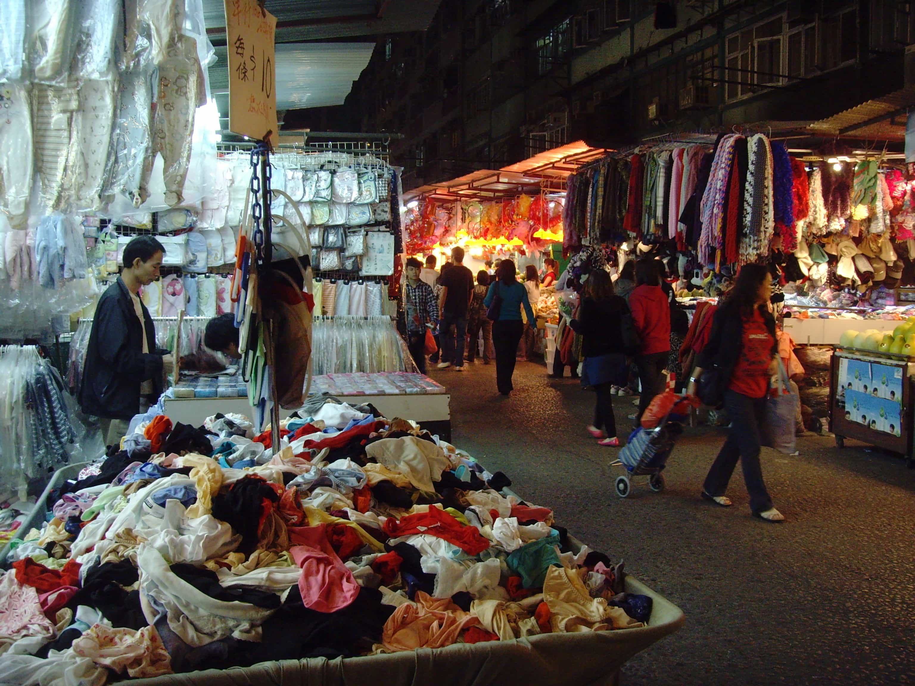 28 Best Places to Visit Hong Kong 26 Ladie's Market, Hong Kong tourist spots