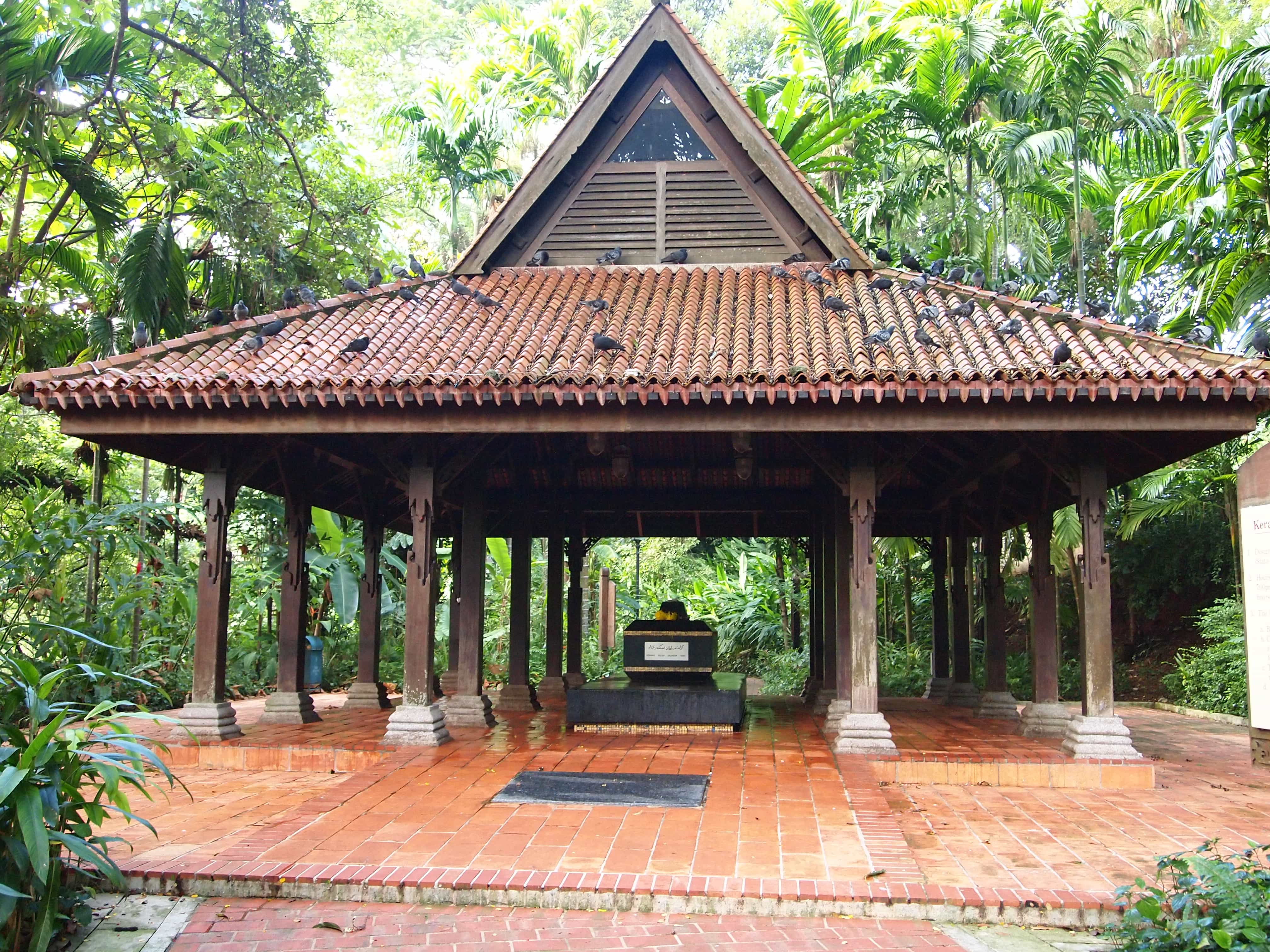 30 Best Places to Visit In Singapore 21 Fort Canning Park Singapore, Singapore tourist spots