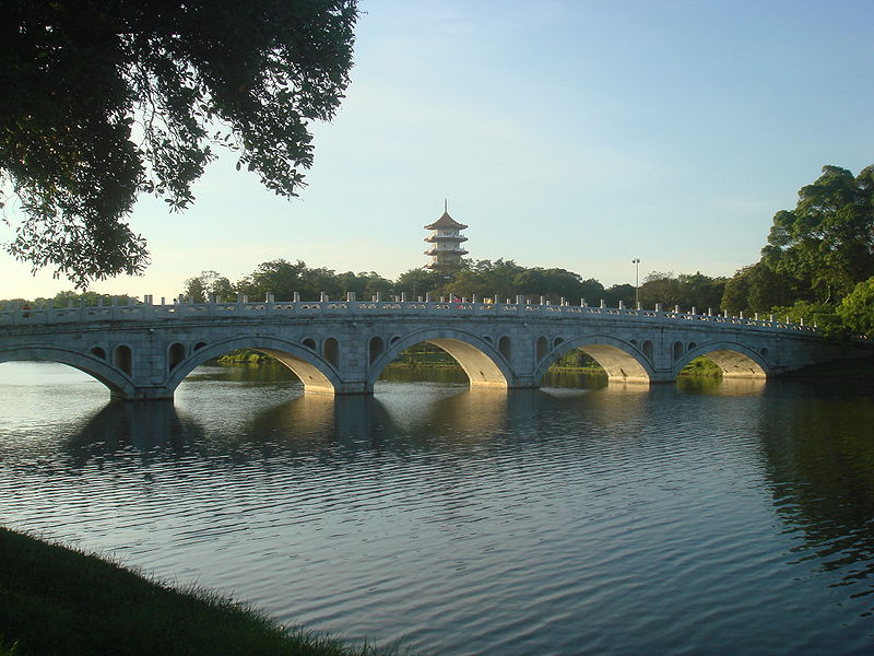 30 Best Places to Visit In Singapore 16 800px ChineseGardenSingapore bridge pagoda 20080501