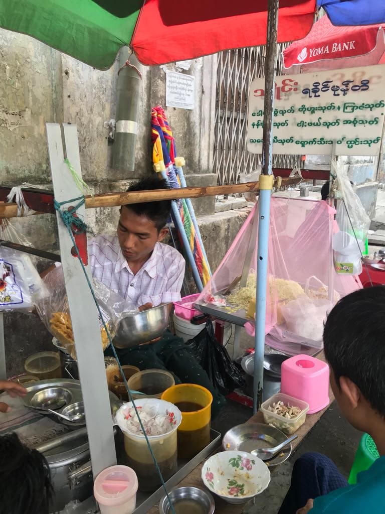 22 Awesome Things to do in Yangon (Travel Guide) 27 street food in Yangon