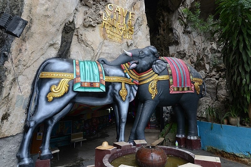 How to get from Kuala Lumpur to Batu Caves Best Way 11 kuala lumpur to batu caves, how to get to batu caves, kl sentral to batu caves, batu caves entrance fee, batu caves steps