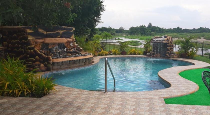 Monty's Riverside View Resort, where to stay in zambales, zambales beach resorts, beach resorts in zambales, affordable beach resorts in zambales, cheap beach resorts in zambales