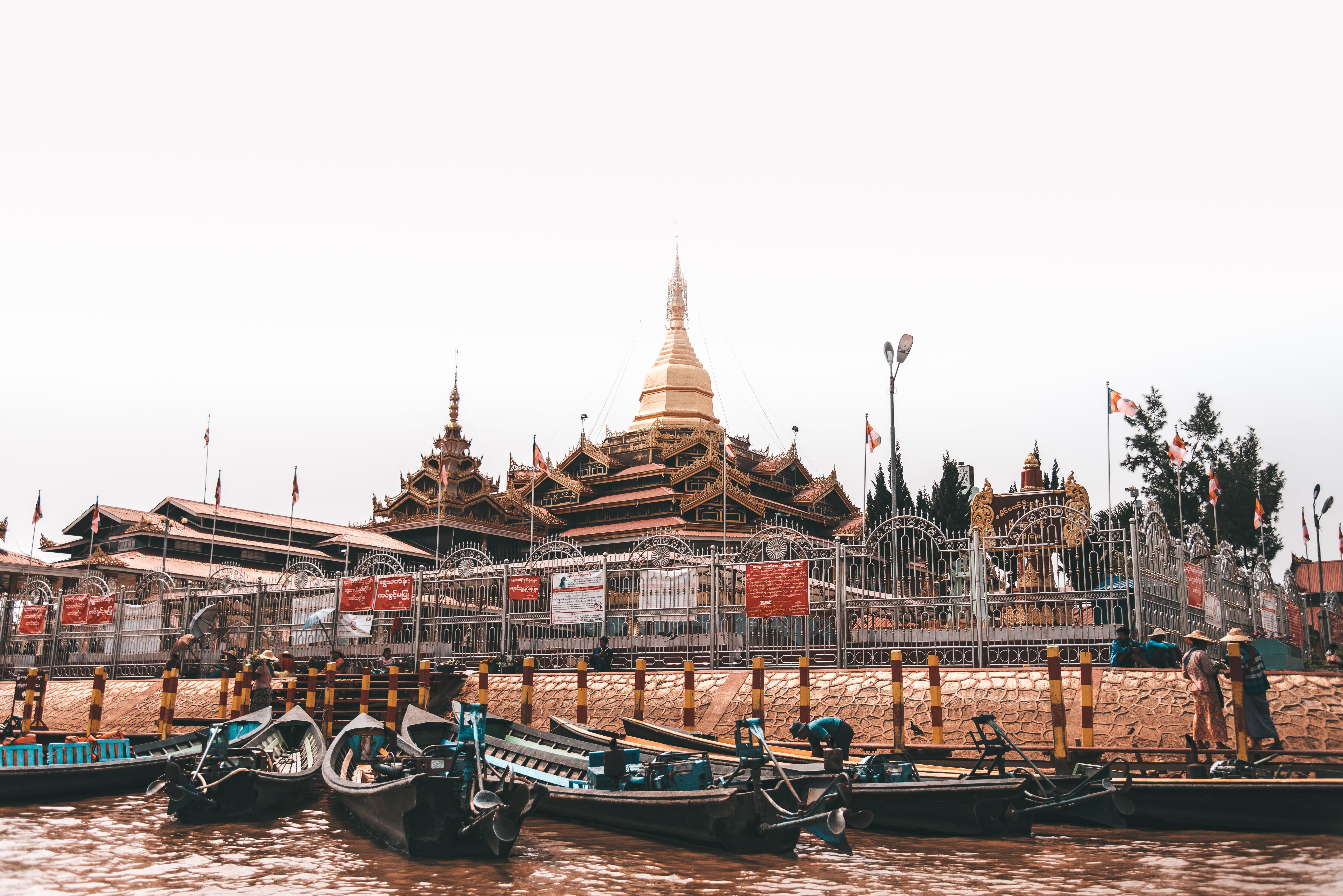 13 Awesome Things to do in Inle Lake (Travel Guide) 15 Inle Lake travel guide, things to do in inle Lake, Inle boat tour, Pagoda in Inle Lake