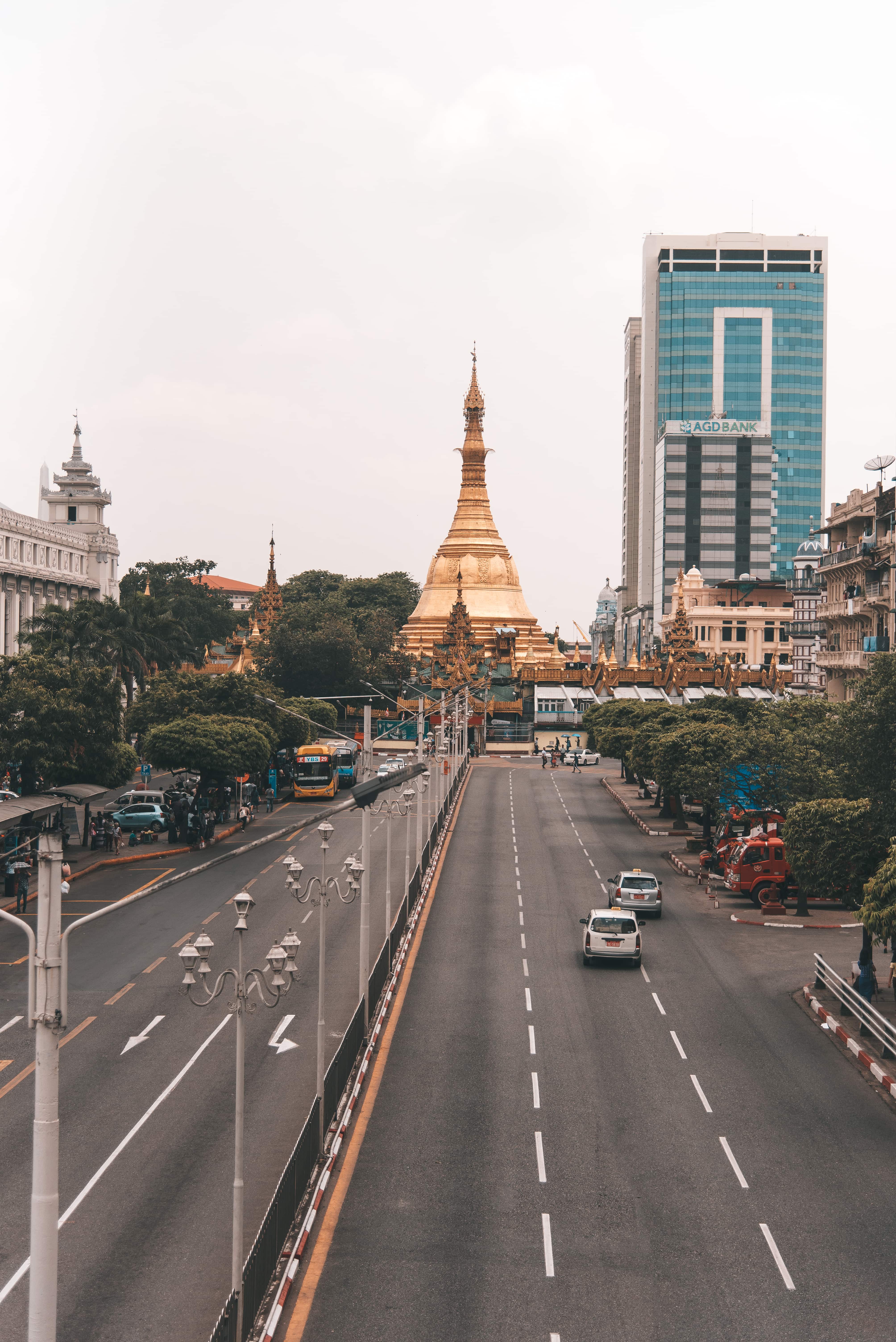 Myanmar itinerary, Sule Pagoda, Yangon, Yangon downtown