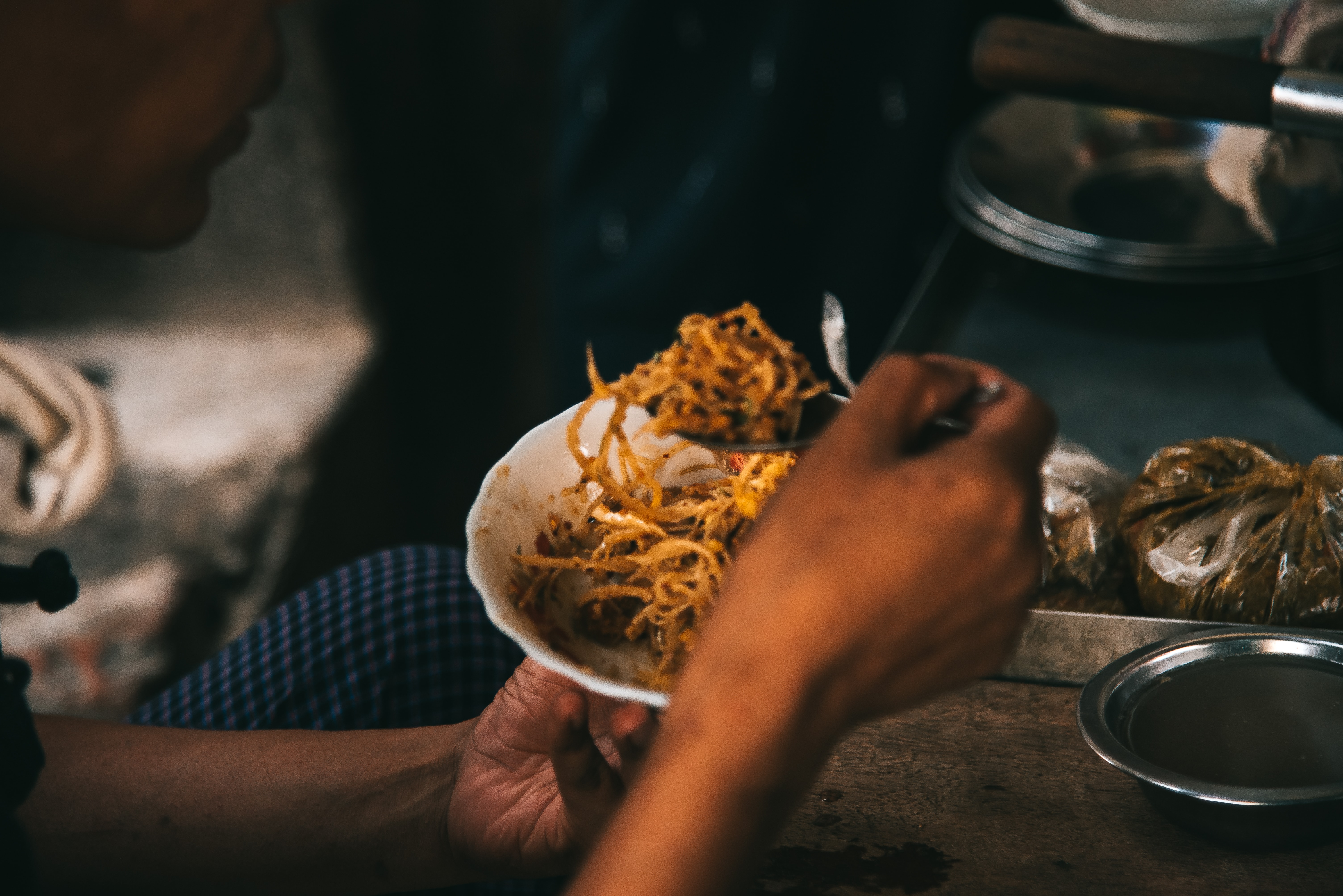 22 Awesome Things to do in Yangon (Travel Guide) 12 street food in Yangon