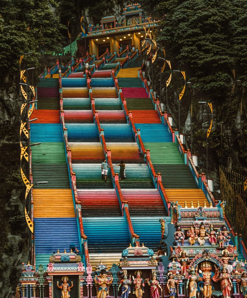 How to get from Kuala Lumpur Airport to City Center Best Way 5 Instagrammable places in Kuala Lumpur, Batu Caves