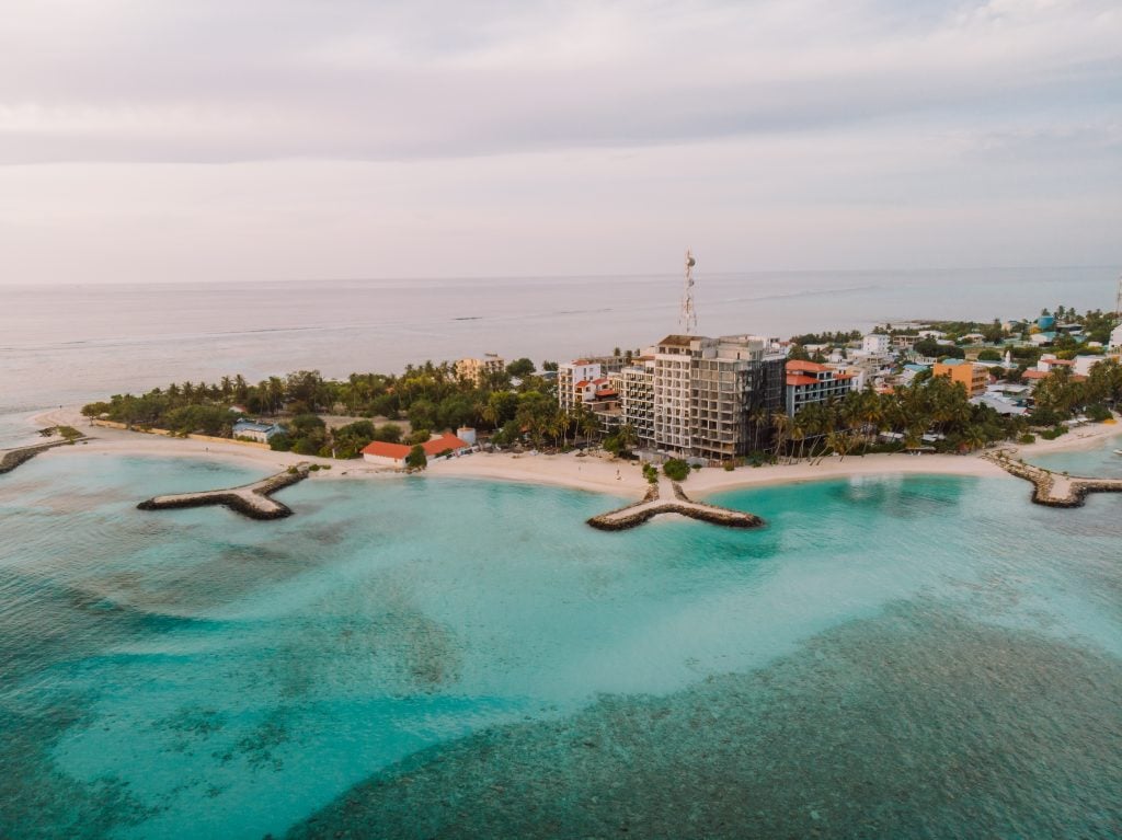 13 Things to do in Maafushi Island (Travel Guide) 13 Maafushi island, things to do in Maafushi island, Maafushi island travel guide, sunrise in Maafushi
