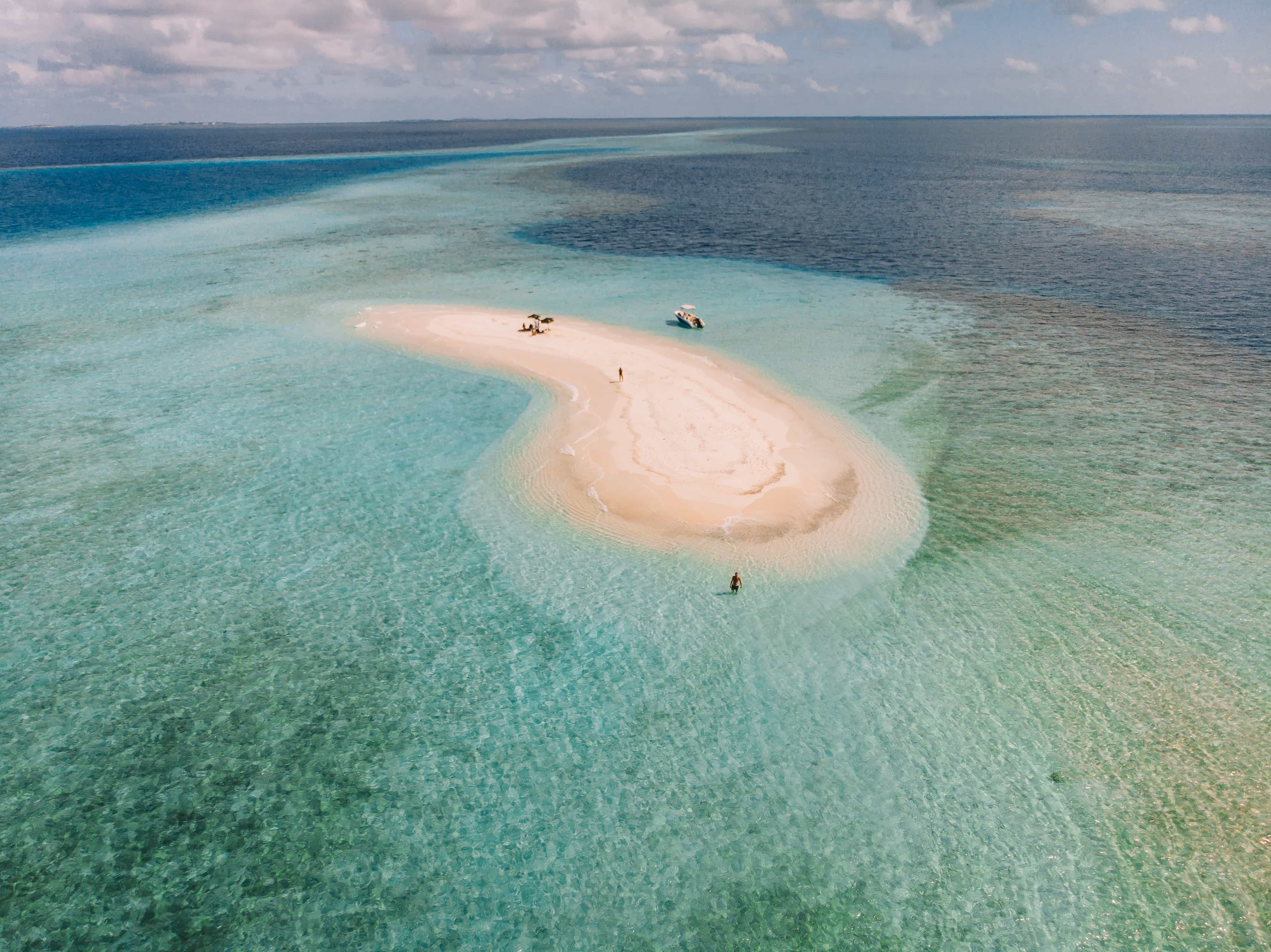 19 Best Local Maldives Beaches to Visit That Rivals Luxury Resort Beaches 9 local islands in Maldives, Thulusdhoo island, day trip in Gulhi island, sand bank in Maldives, things to know before visiting Maldives