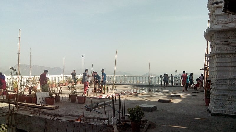 11 Cool Things to do in Udaipur (Travel Guide) 13 Udaipur travel guide, things to do in Udaipur, Karni Mata temple