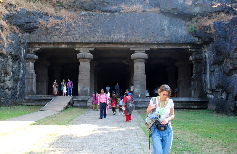 8 Cool Things to do in Mumbai (Travel Guide) 4 Elephanta Island, things to do in Mumbai, Mumbai travel guide, One day Mumbay itinerary