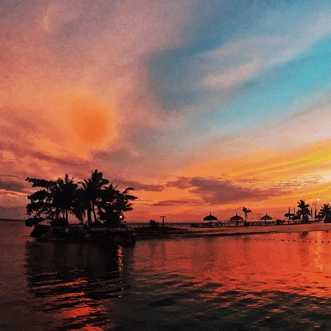 19 Magical Sunsets in the Philippines (Epic Philippine sunsets) 16 sunsets in the Philippines, sunset in Mactan Island