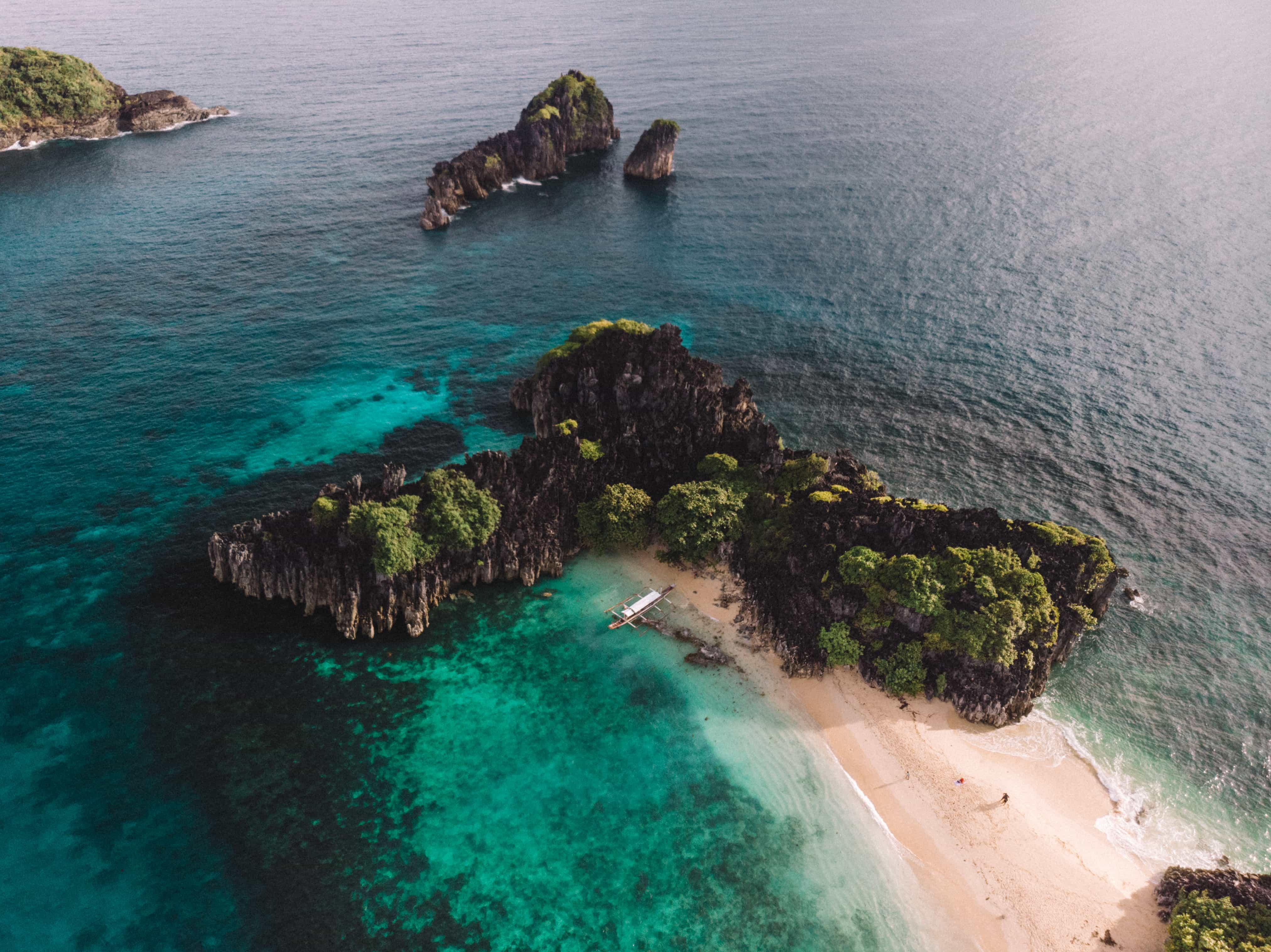21 Amazing Caramoan Tourist Spots And Things to do in Caramoan 22 Bag-ing, Lahos Beach