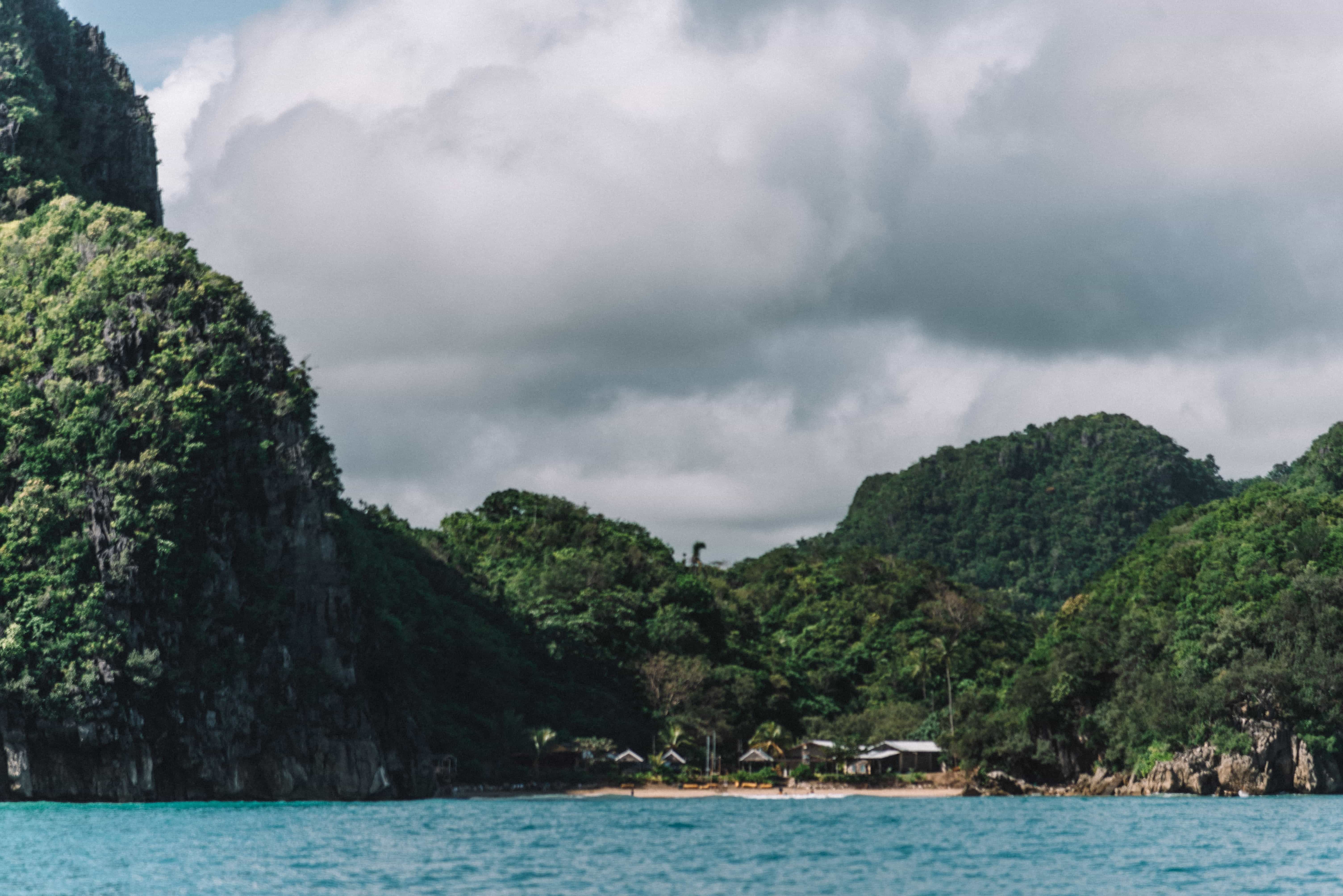 A Perfect 2 Days Caramoan Itinerary 23 Caramoan tourist spots, Caramoan travel guide,, Gota Beach