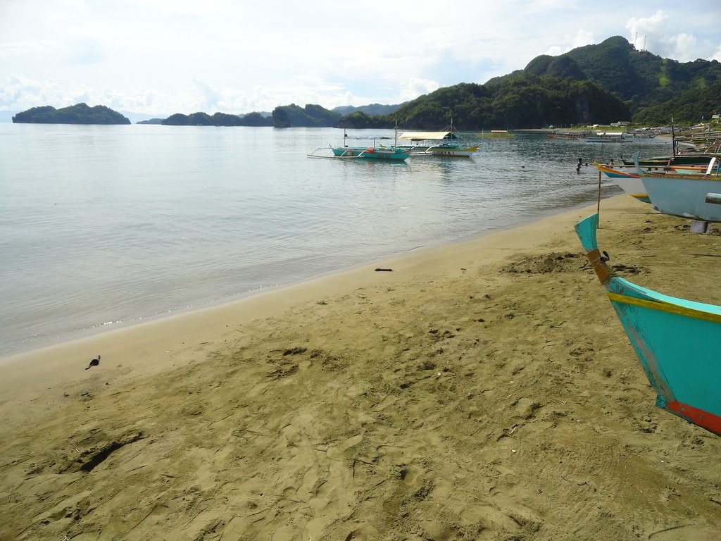 A Perfect 2 Days Caramoan Itinerary 32 Paniman Beach