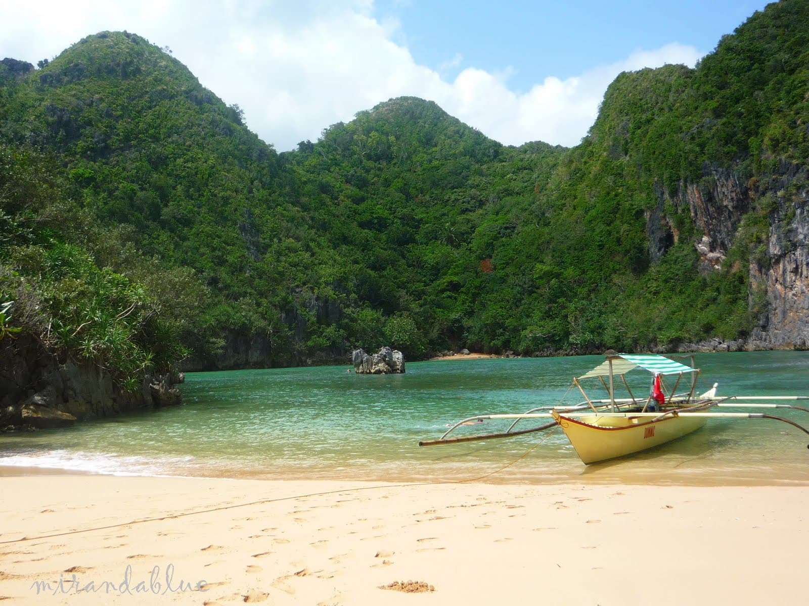 A Perfect 2 Days Caramoan Itinerary 26 Tinago Beach