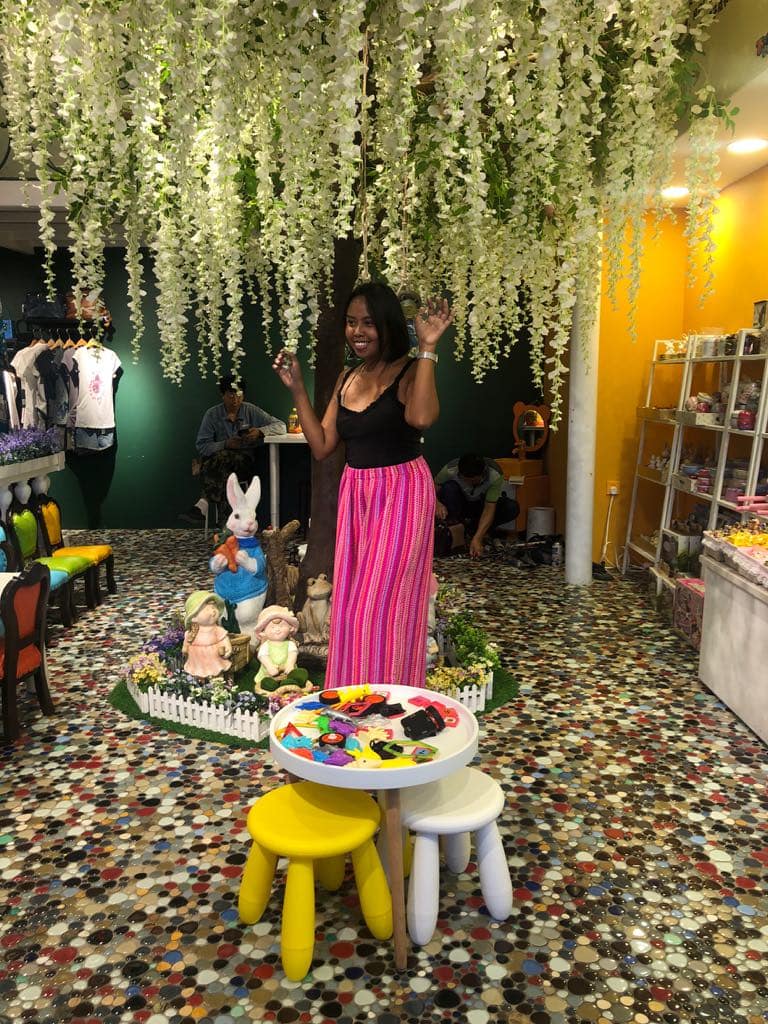 54 Cool Things to do in Sanya (Travel Guide) 50 Cute coffeshops in Sanya, things to do in Sanya, Sanya travel guide,