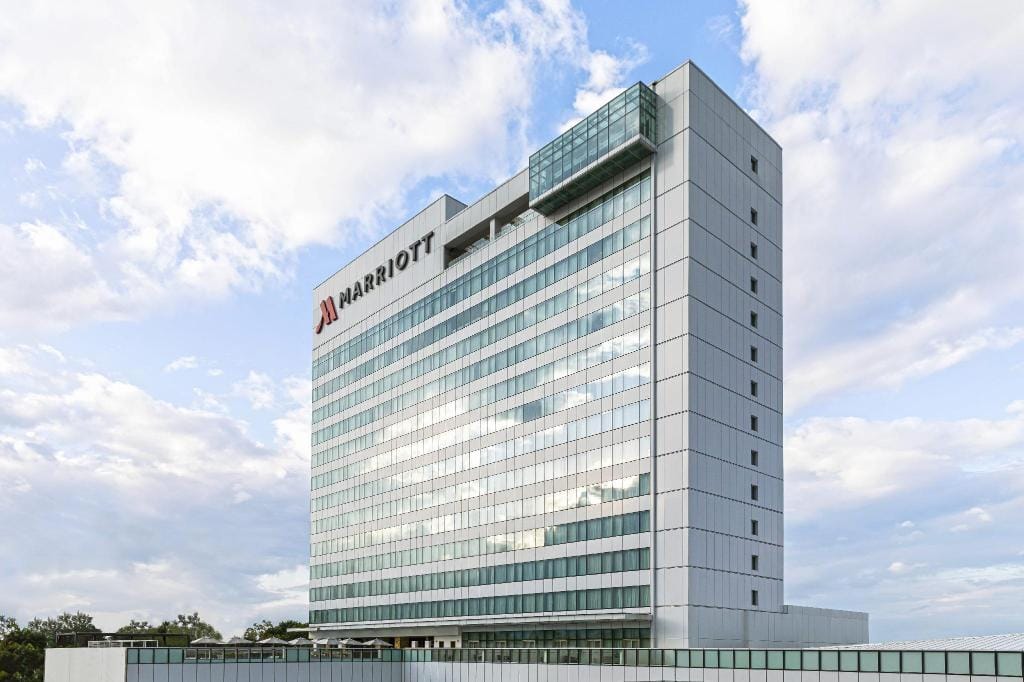 Top 15 Resorts in Pampanga And Hotels in Pampanga 8 Clark Marriott Hotel, hotels in pampanga, resorts in Pampanga
