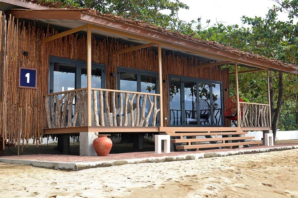 Crusoe Cabins, beach resorts in calatagan, calatagan beach resort, calatagan beach, beaches in calatagan