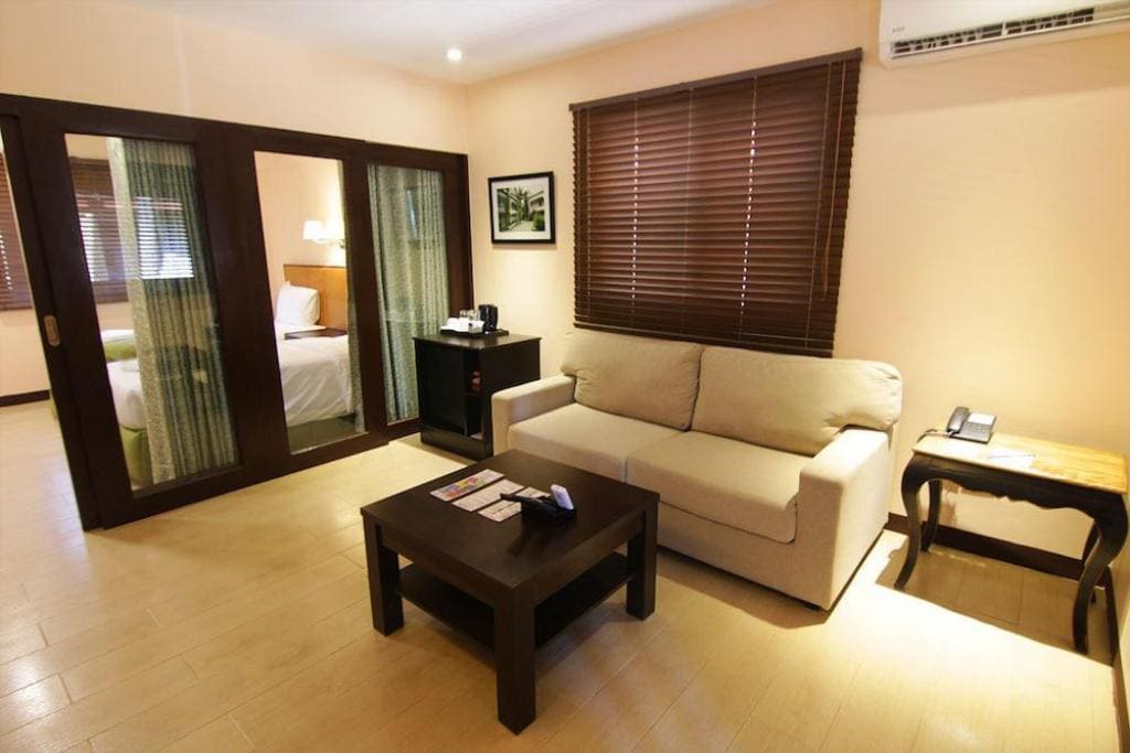Cavite Resorts: Top 15 Resorts in Cavite 8 Island Cove Hotel And Leisure Park, resorts in cavite, affordable resorts in cavite, beach resort in cavite, cavite resorts, cavite beach resort