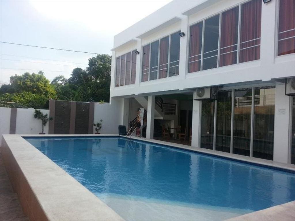 Top 13 Resorts in Antipolo Rizal: Affordables Resorts in Antipolo 13 Modern Peak Suites & Resorts, resorts in antipolo, affordable resorts in antipolo