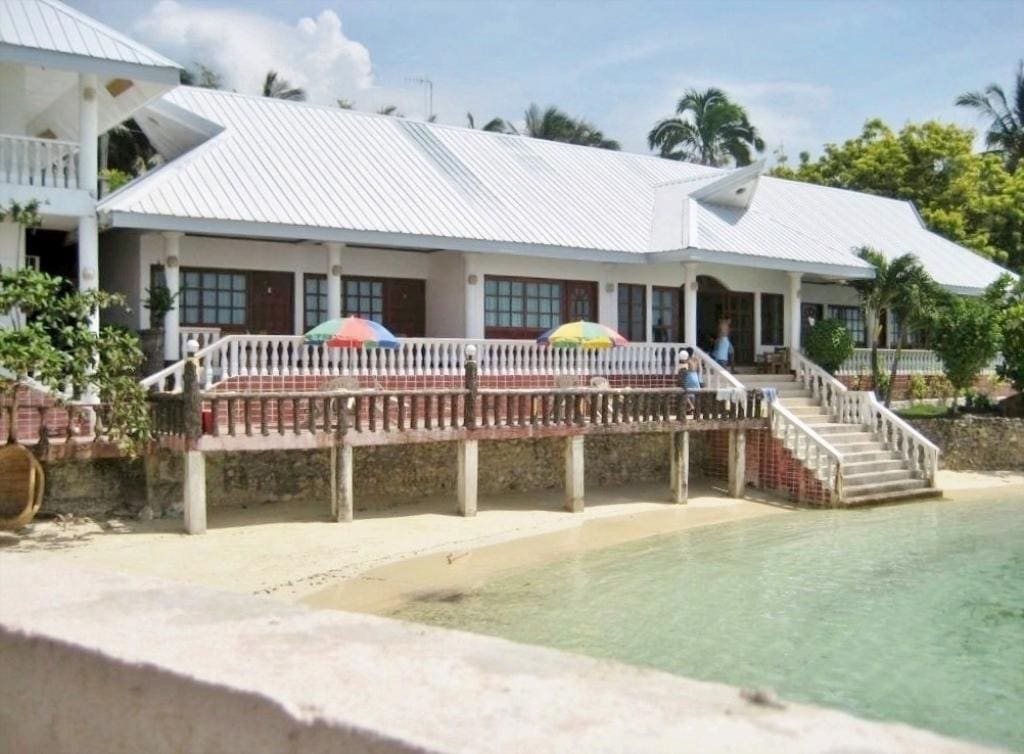 15 Best Resorts in Oslob And Hotels in Oslob 7 The Lighthouse Resort, beach resorts in oslob, oslob resorts, resorts in oslob, hotels in oslob, oslob hotels