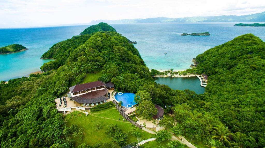 21 Amazing Caramoan Tourist Spots And Things to do in Caramoan 42 Tugawe Cove Resort, hotels in caramoan, resorts in caramoan