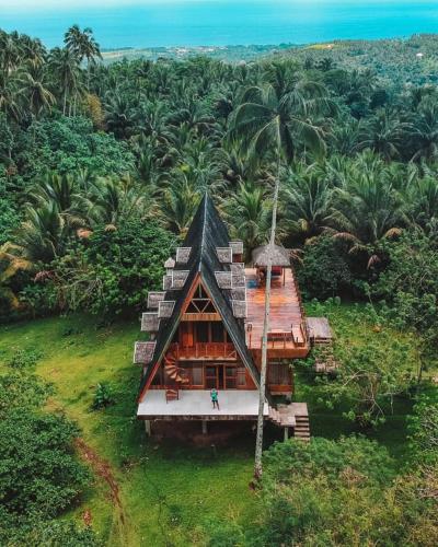 Where to Stay in Camiguin: Top 15 Hotels in Camiguin And Resorts in Camiguin 15 Volcano A-Framed House with Stunning Views,
resorts in Camiguin, hotels in camiguin, beach resorts in camiguin