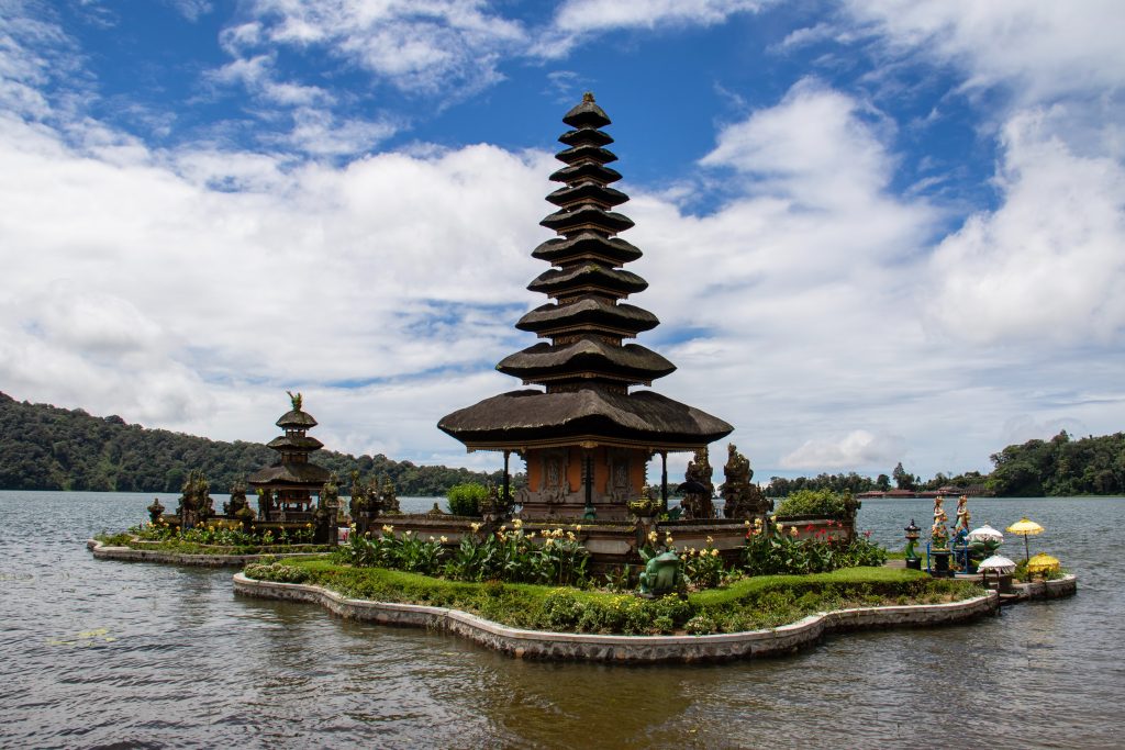A Perfect 3 Days Ubud Itinerary And Day Trips 36 Ulun Danu Beratan Temple, Ubud itinerary