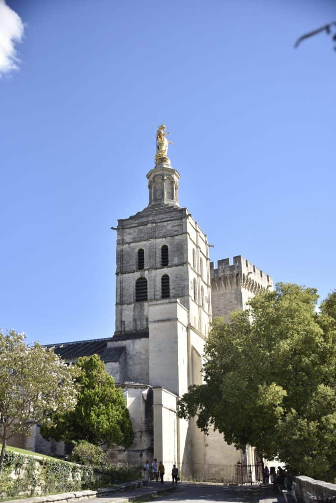 19 Best Nimes Tourist Spots And Things to do in Nimes 20 avignon 5 00006