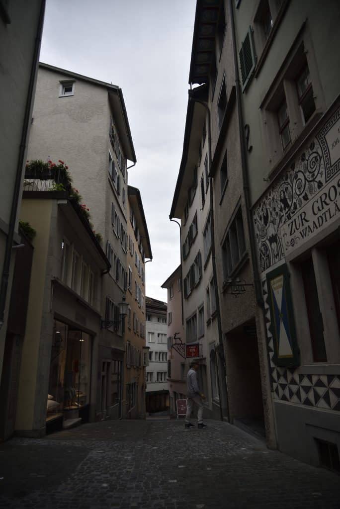 20 Most Instagrammable Places in Zurich And Instagrammable Spots Zurich That You Can't Miss 6 Zurich Tourist Spots, Things to do in Zurich, Walking Around The Old Town
