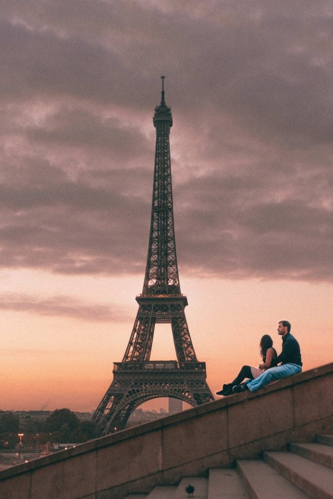 Getting a France SIM Card in 2024: Prepaid SIM Card in France 2 best french sim card, france tourist sim card, france sim card, france prepaid sim card, prepaid sim card france, france sim card for tourist, french sim card for tourist, Prepaid Sim Card in france