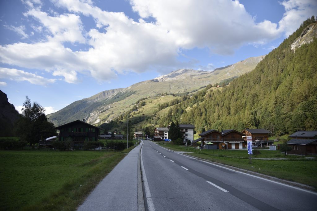 Switzerland Road Trip Itinerary - Things To Know Before Going For a Road Trip In Switzerland 24 switzerland road trip, swiss road trip, switzerland road trip itinerary, road trip in switzerland, road trip switzerland
